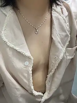Онлайн чат Ellie18