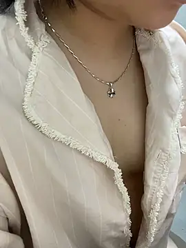 Živá chatovací místnost Ellie18