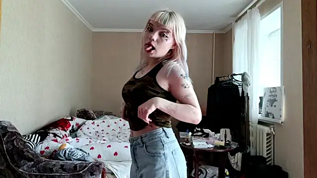 Lina_lowerのライブチャットルーム