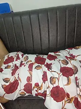 _Hornybabe Adlı Modelin Canlı Sohbet Odası