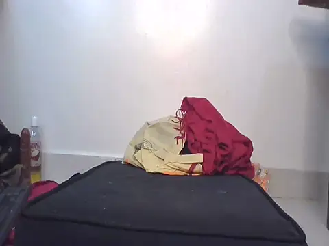 Chat soba uživo modela Coastal_baddie
