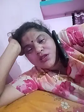 Maya_Vabi – live chatrum