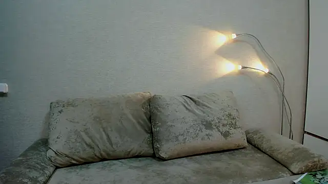 AliciaCollinss élő chatszobája