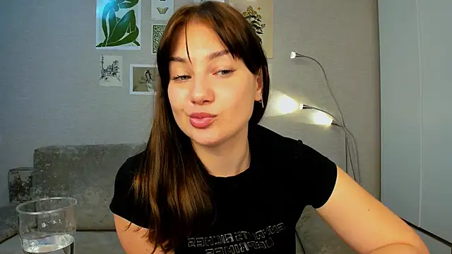 AliciaCollinss 실시간 채팅방