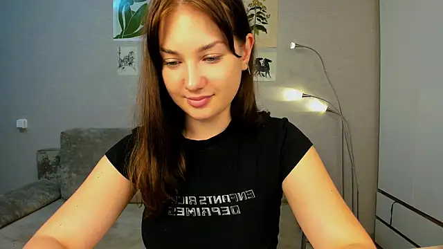 AliciaCollinss' Live Chat Room