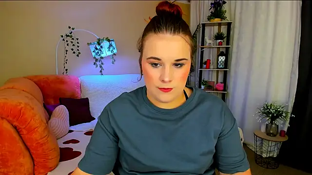 OliviaTwens Adlı Modelin Canlı Sohbet Odası