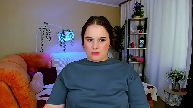 OliviaTwens' Live Chat Room