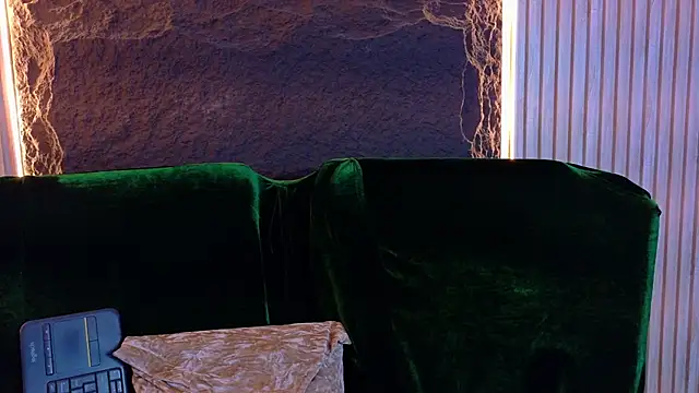 Živá chatovací místnost Ivy_gloom