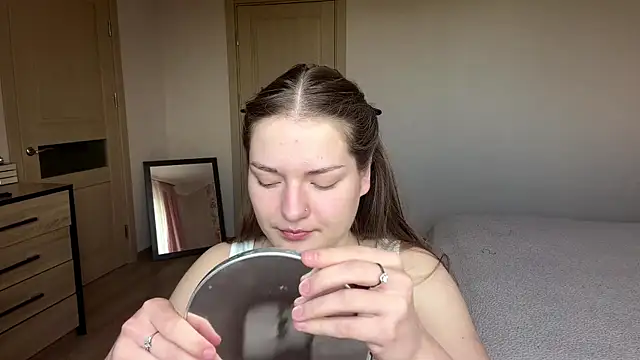 Živá chatovací místnost lizzzanatooo