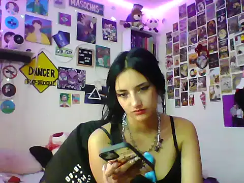 angelgirl2006 Adlı Modelin Canlı Sohbet Odası