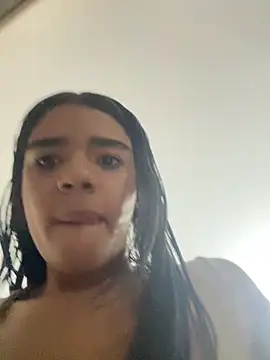 غرفة دردشة mia__gomex المباشرة