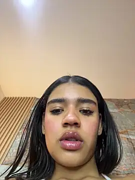 Sala de chat ao vivo de mia__gomex