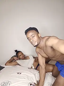 Lil_bae Adlı Modelin Canlı Sohbet Odası