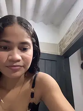 Ares_and_Emily Live Chatraum