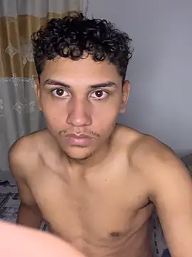 Chat ao vivo de Ares_and_Emily
