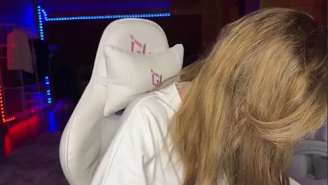 OpheliaVoss Live Chatraum