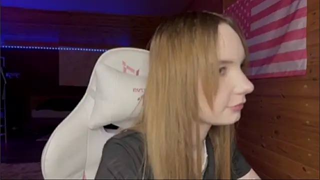 OpheliaVoss Cameră chat live