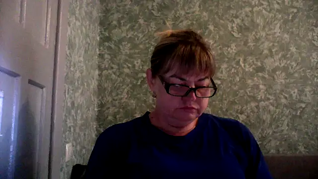 Chat soba uživo modela Empress211