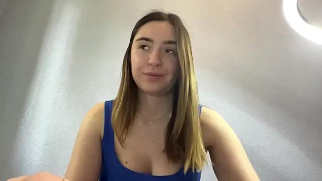 MaisonVirele's Live Chat Room