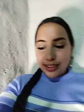 Živá chatovací místnost shantall_cute