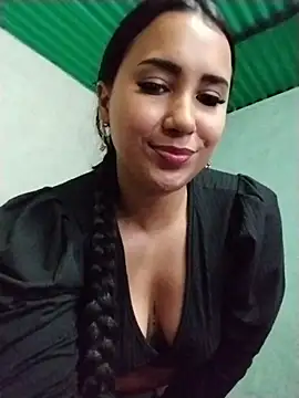 غرفة دردشة shantall_cute المباشرة