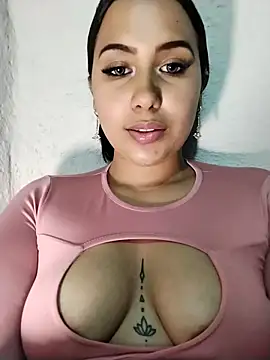 shantall_cute Ruang Obrolan Langsung