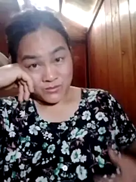 Omg_lyly's Live Chat Room