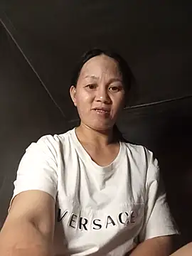 Miumiu_baby Live Chatraum