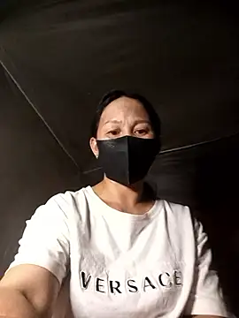 Miumiu_baby Live Chatraum