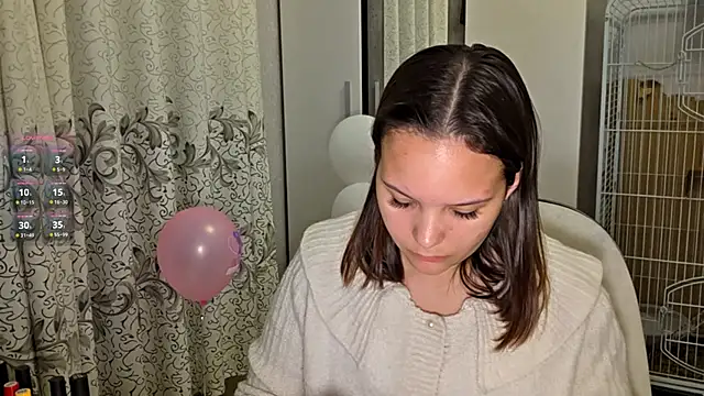חדר צ'אט בשידור חי של AtticNobel