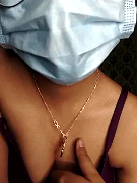love_kaur – live chatrum