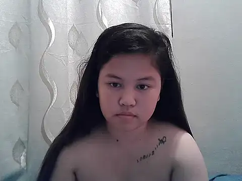 ThePrettySecret Live Chatraum