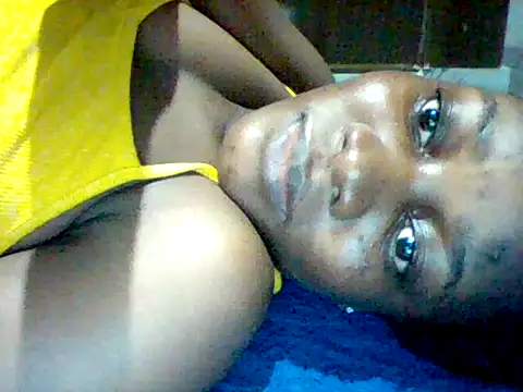 zainaxxxxx's Live Chat Room