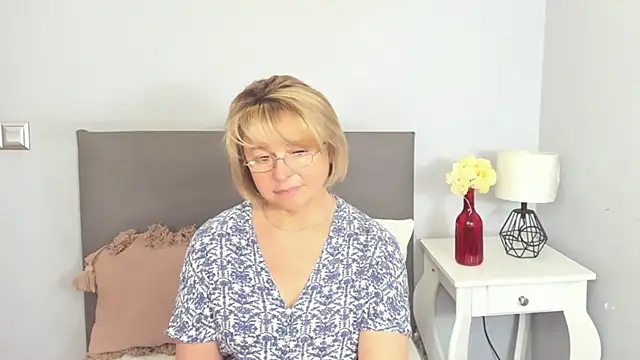 MarieneHot Adlı Modelin Canlı Sohbet Odası