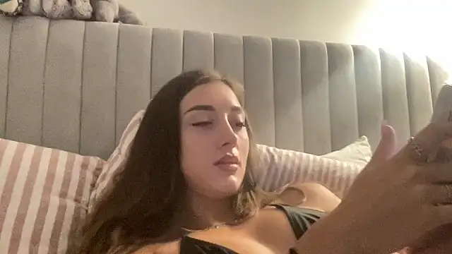 Stripper_SofiaX Adlı Modelin Canlı Sohbet Odası