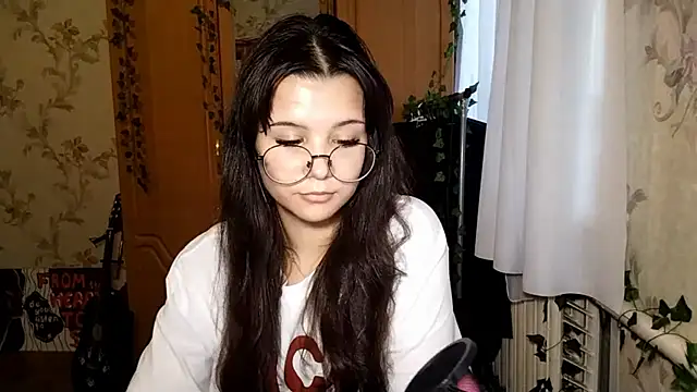 Phòng Chat Trực Tiếp Adilily