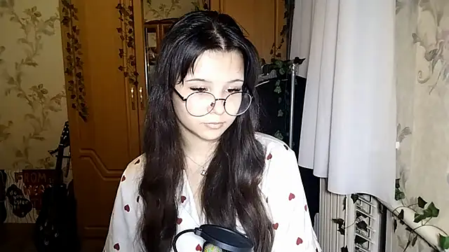 Adilily's Live Chat Room