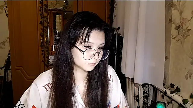 Adilily live-chat rom