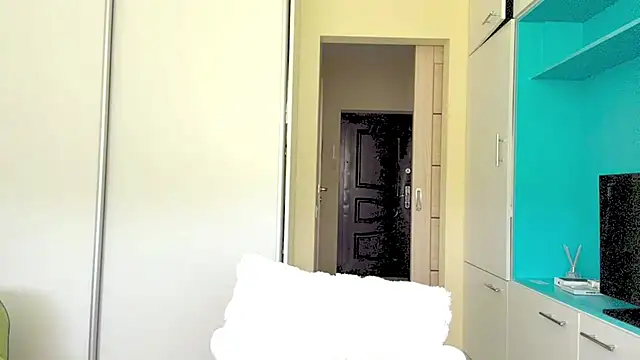 CasseyParnes чат на живо