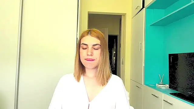 Онлайн чат CasseyParnes
