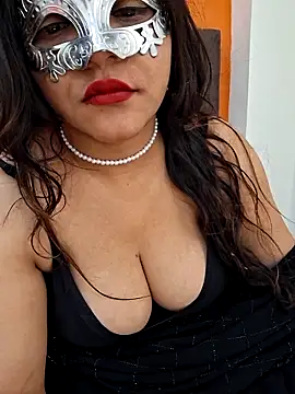Curvy_Sakhi – Naživo chatovacia miestnosť