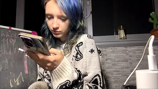 Sala de chat ao vivo de AntoinetteCrispell