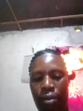 sexychumvi's Live Chat Room
