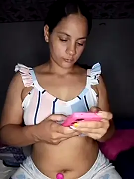 Sala de chat ao vivo de cieloo_777