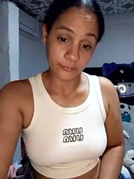 Chatroom en direct de cieloo_777