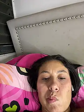 Madelynjhons0717 Adlı Modelin Canlı Sohbet Odası