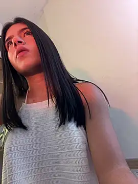 Eilie_xxx élő chatszobája