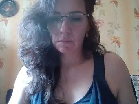 Miss_Heliena's Live Chat Room