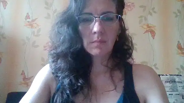 Miss_Heliena's Live Chat Room
