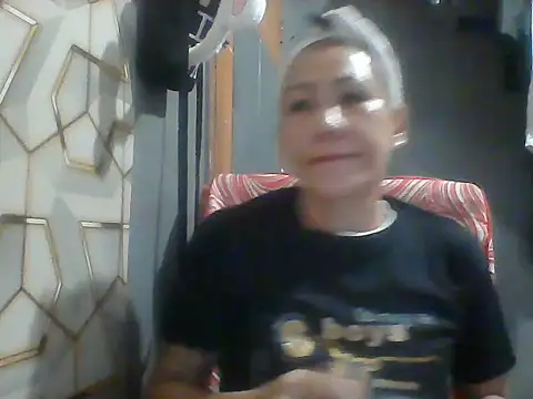 Phòng Chat Trực Tiếp pinayheartaker